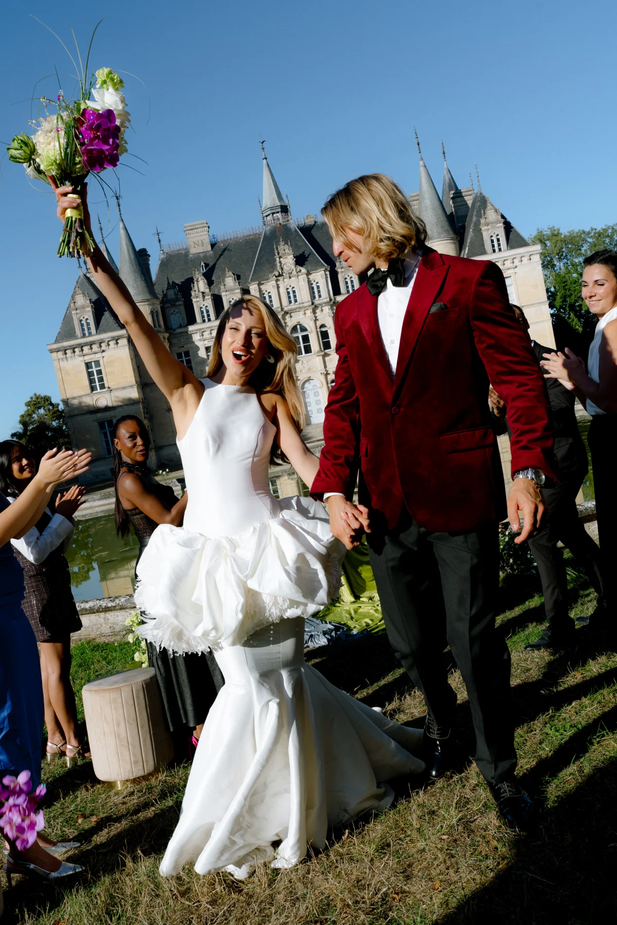Sortie de cérémonie mise en scène au Château de Boursault